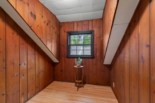 1522 Hague Avenue, Saint Paul, MN 55104