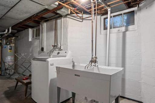 1522 Hague Avenue, Saint Paul, MN 55104