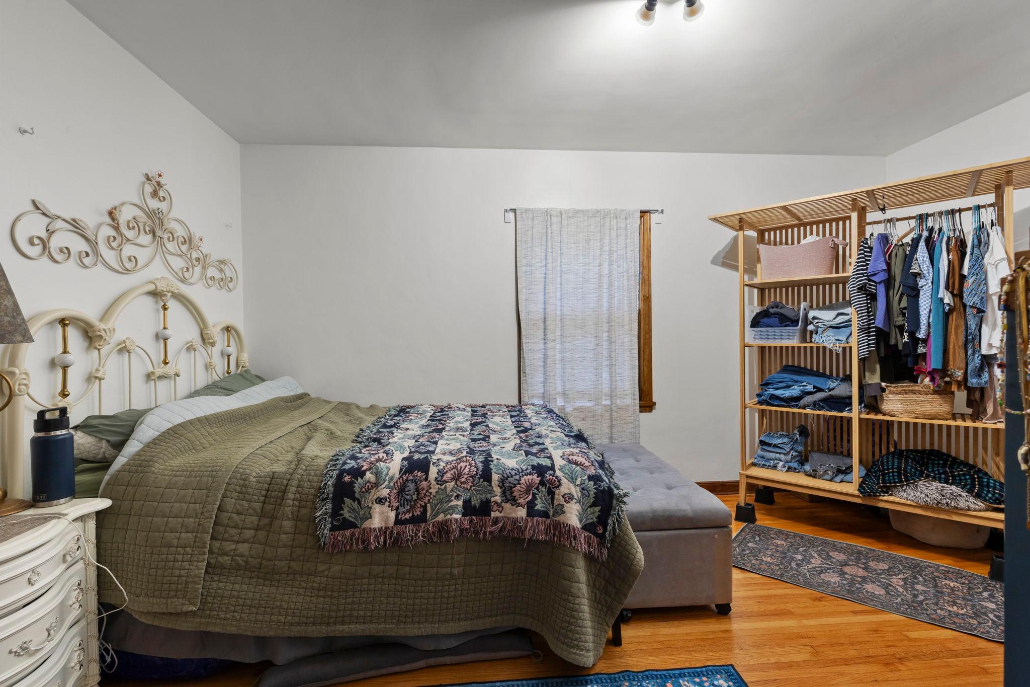 50-web-or-mls-1522 Hague Ave-126.jpg