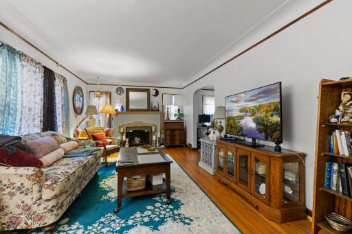1522 Hague Avenue, Saint Paul, MN 55104
