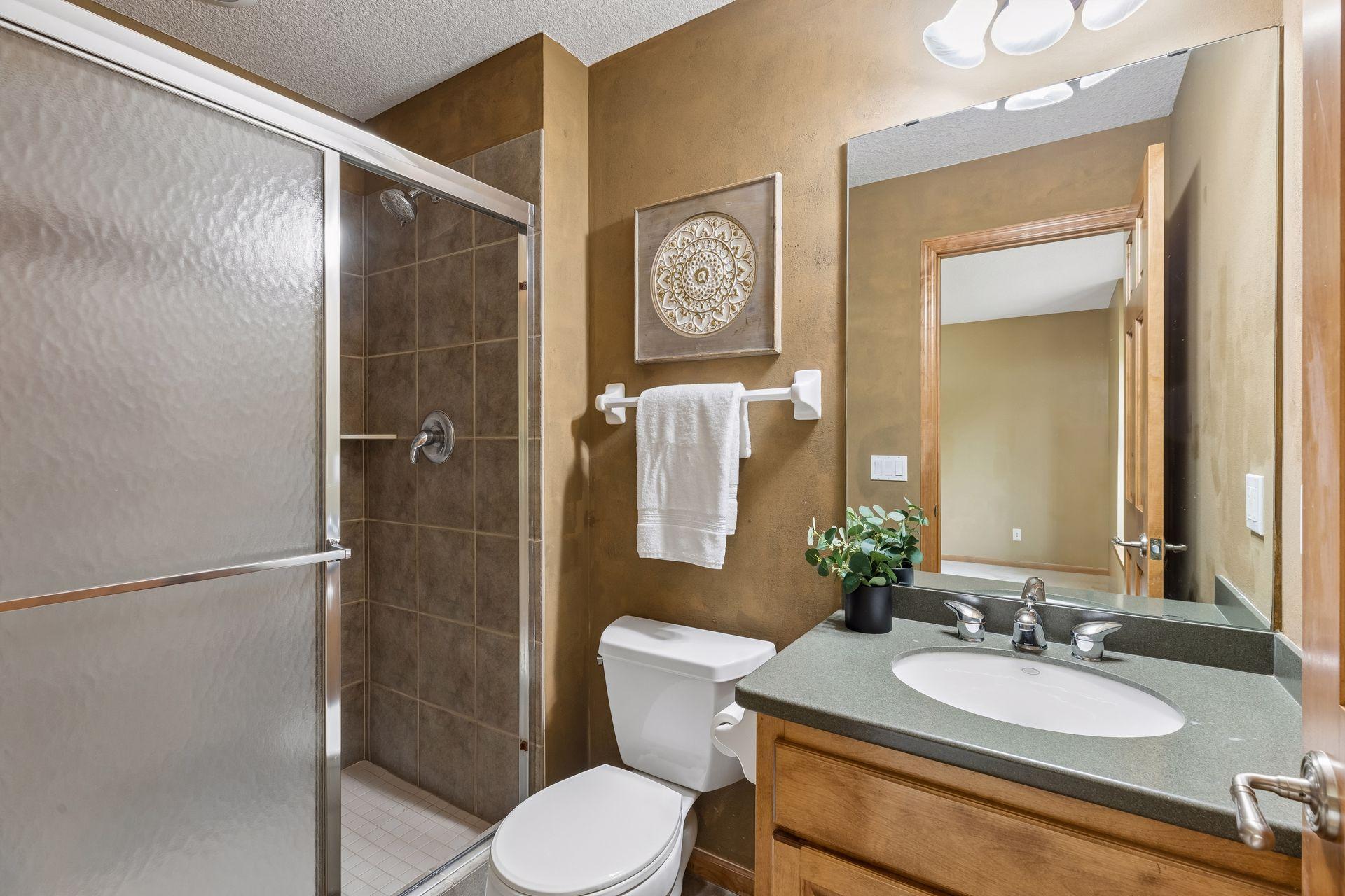 4th Bedroom with own Bathroom Ensuite