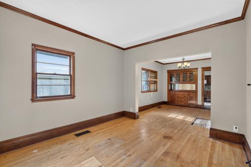 1007 Victoria Street N, Saint Paul, MN 55103