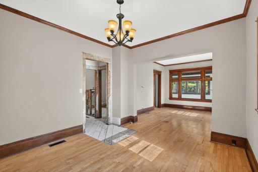 1007 Victoria Street N, Saint Paul, MN 55103