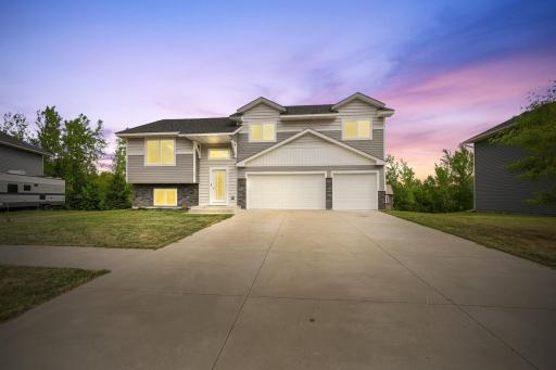 645 Highview Loop SE, Pine City, MN 55063