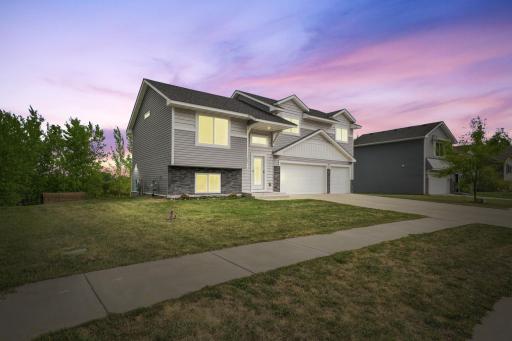 645 Highview Loop SE, Pine City, MN 55063