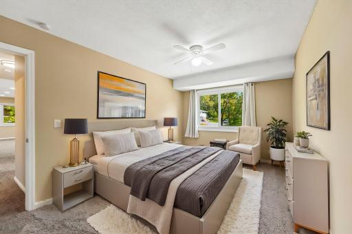 6852 Macbeth Circle, Woodbury, MN 55125