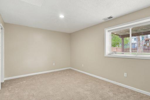 6621 Carlisle Curve, Shakopee, MN 55379
