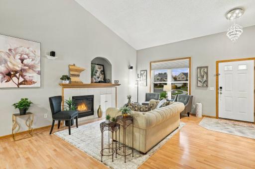 6621 Carlisle Curve, Shakopee, MN 55379