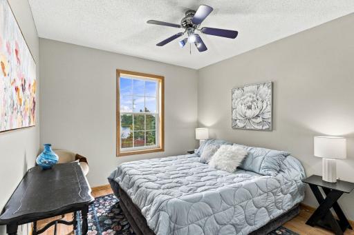 6621 Carlisle Curve, Shakopee, MN 55379