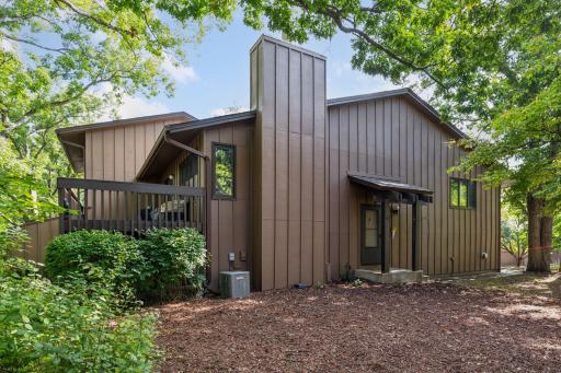 2677 Sumac Ridge, White Bear Lake, MN 55110