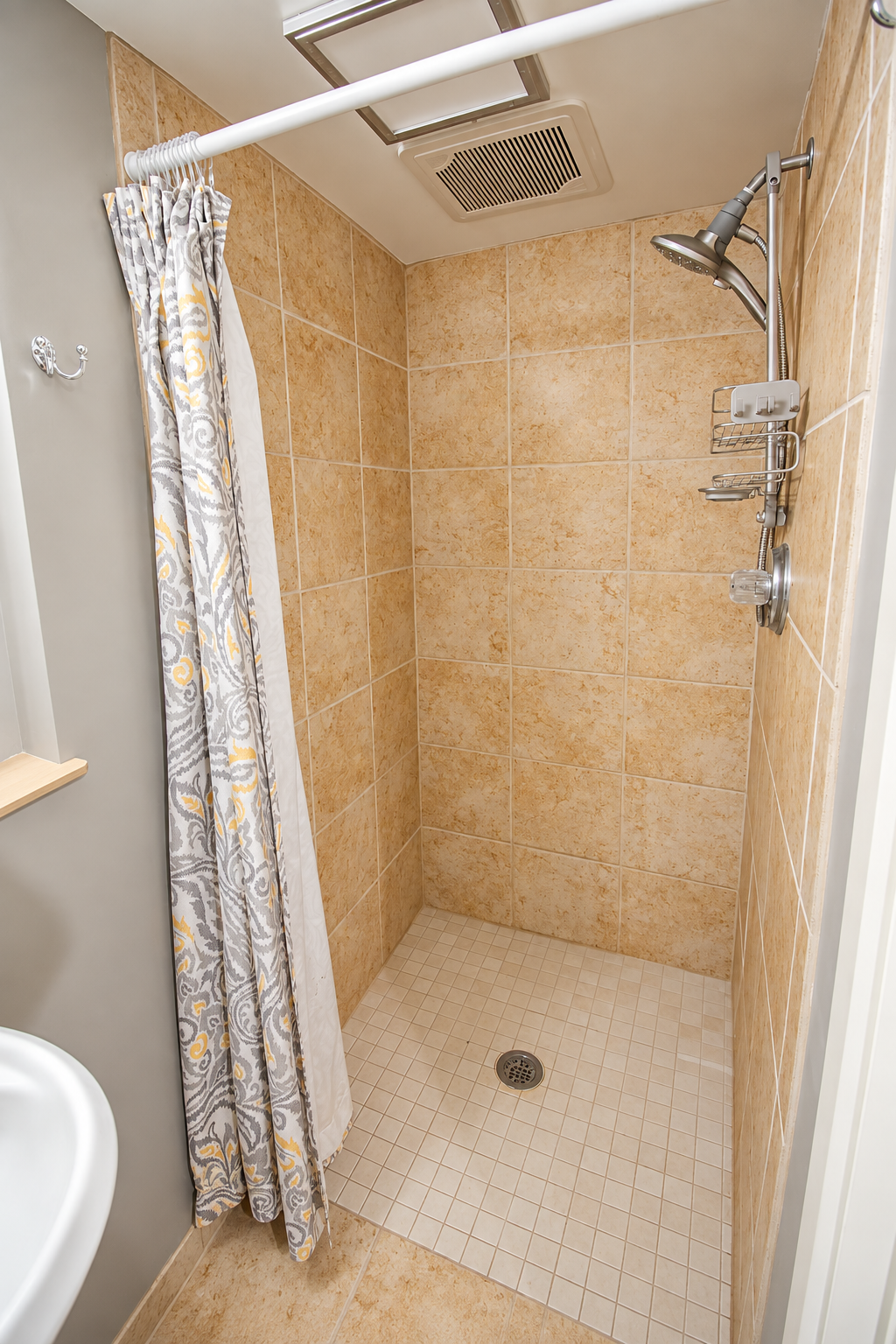 22 - Basement Bathroom.png