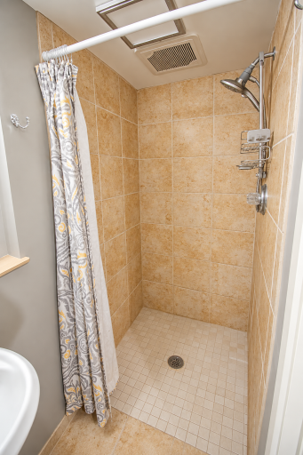 5006 W River Road NW, Rochester, MN 55901