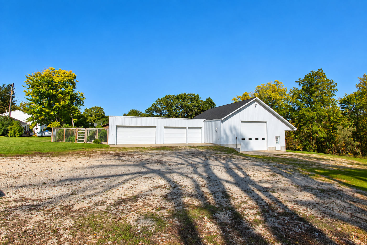 35 - Extra Garage and Pole Shed.png