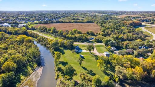 5006 W River Road NW, Rochester, MN 55901
