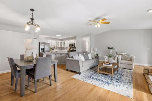 1860 Juneau Lane N, Plymouth, MN 55447
