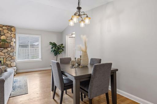 1860 Juneau Lane N, Plymouth, MN 55447