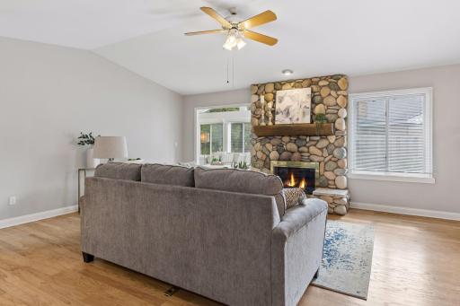 1860 Juneau Lane N, Plymouth, MN 55447