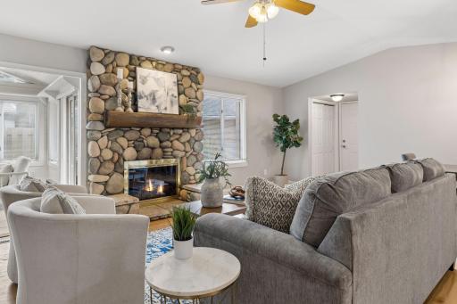 1860 Juneau Lane N, Plymouth, MN 55447