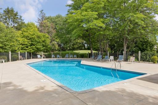 1860 Juneau Lane N, Plymouth, MN 55447