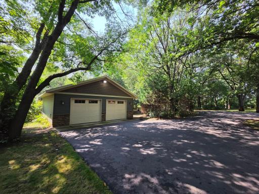An extra 30 x 38 1200 sq ft garage for your toys