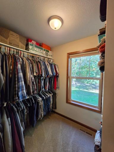 5013 Hidden Acres Circle, Saint Cloud, MN 56301