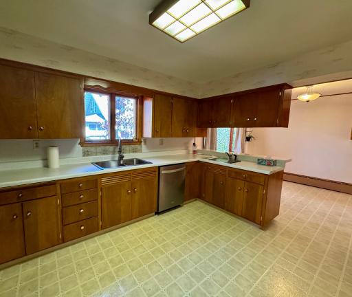 421 1st Street, Moose Lake, MN 55767