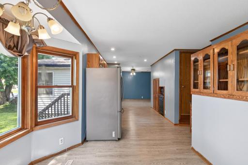 220 N Chestnut Street, Belle Plaine, MN 56011