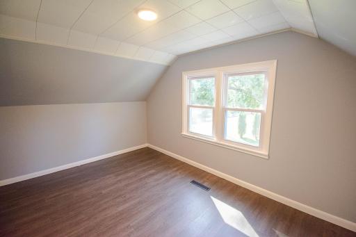 2115 E River Road NE, Rochester, MN 55906