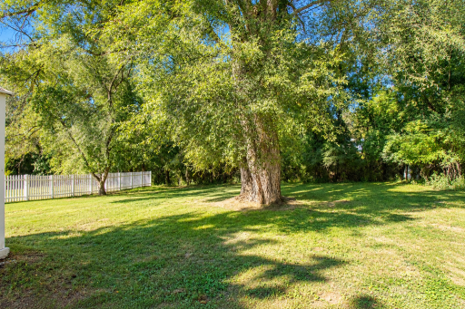 2115 E River Road NE, Rochester, MN 55906