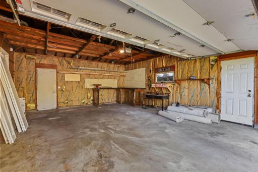 1600 131st Avenue NE, Blaine, MN 55449