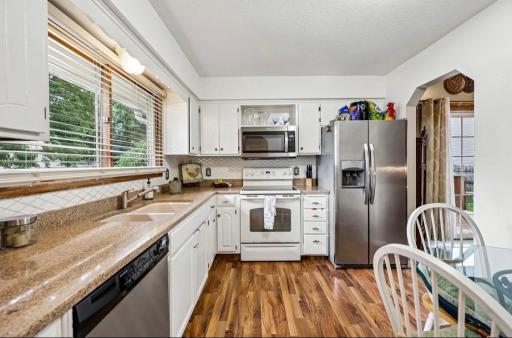 687 116th Lane NE, Blaine, MN 55434