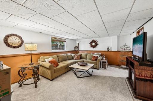 687 116th Lane NE, Blaine, MN 55434