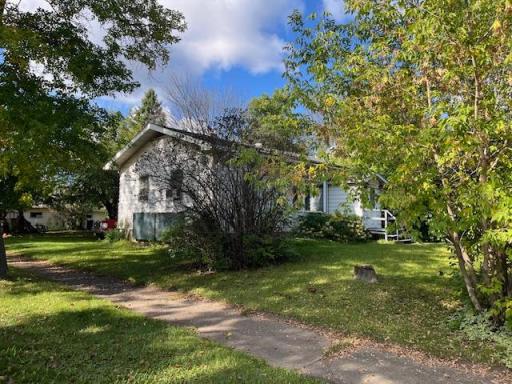 1909 Southern Drive, Virginia, MN 55792