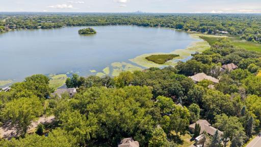 5720 Oakview Lane N, Plymouth, MN 55442