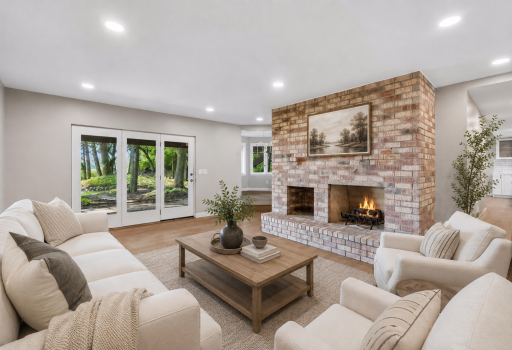 5720 Oakview Lane N, Plymouth, MN 55442