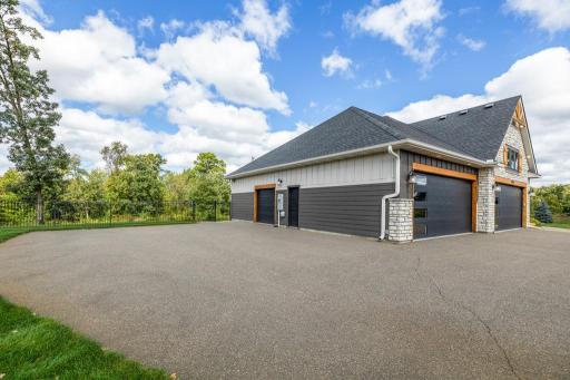 19986 Unity Street NW, Oak Grove, MN 55011