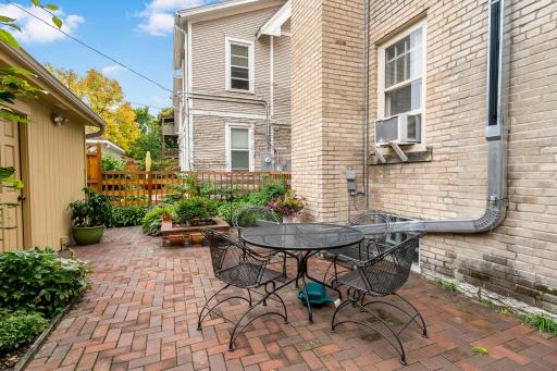 2407 Girard Avenue S, 6, Minneapolis, MN 55405