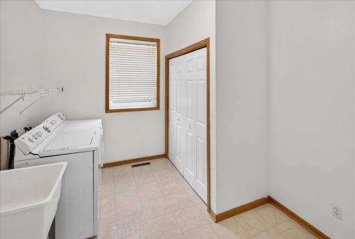 10996 Nassau Circle NE, Blaine, MN 55449