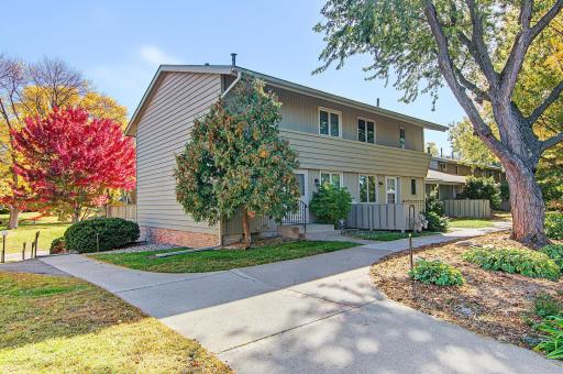 214 Windsor Court, New Brighton, MN 55112