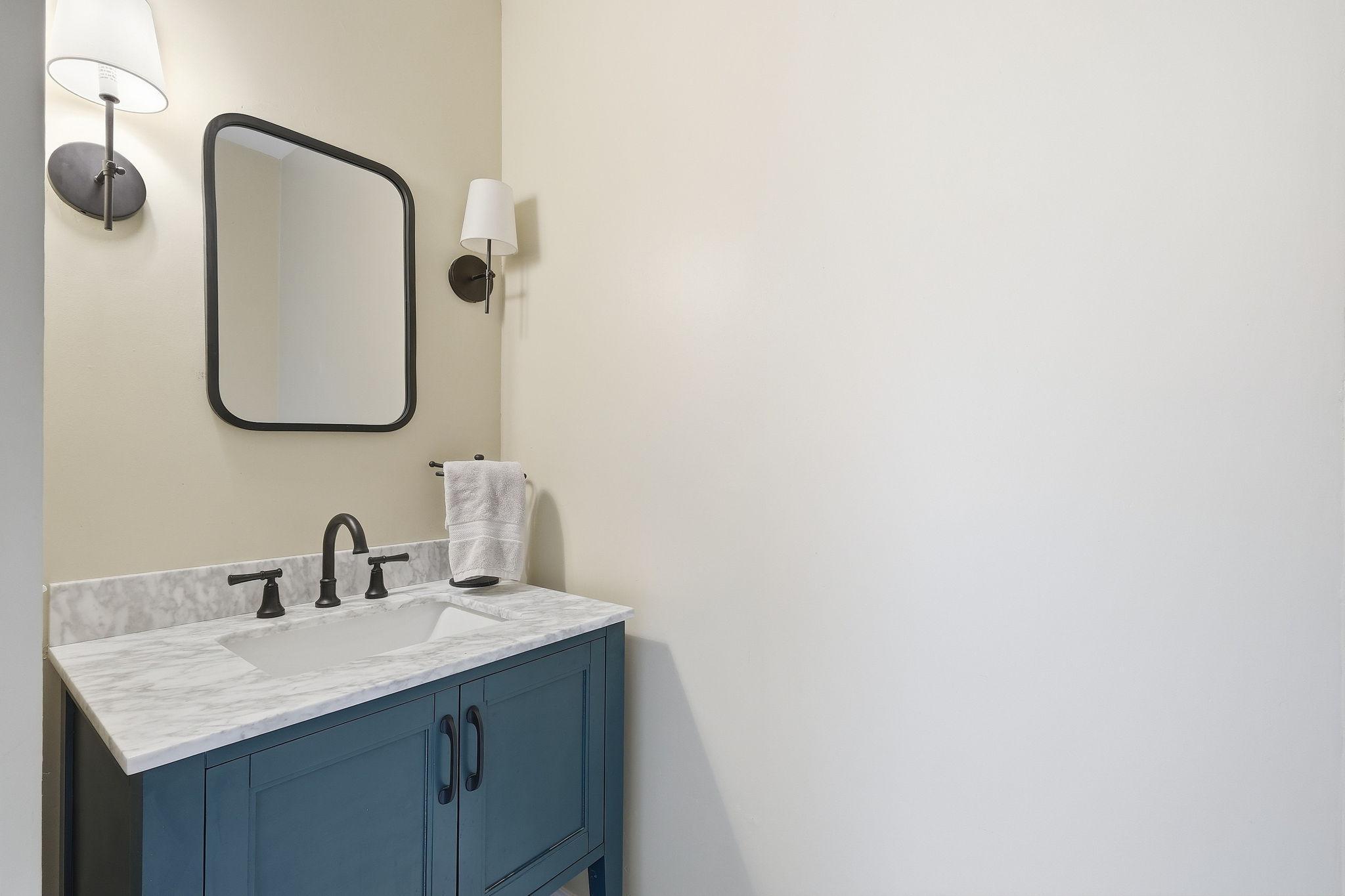 28-web-or-mls-486_Rimrock_Dr_Apple_Valley_MN_55124_009.jpg