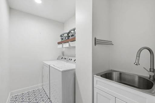 19-web-or-mls-486_Rimrock_Dr_Apple_Valley_MN_55124_025.jpg