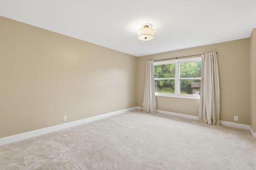 27-web-or-mls-486_Rimrock_Dr_Apple_Valley_MN_55124_008.jpg