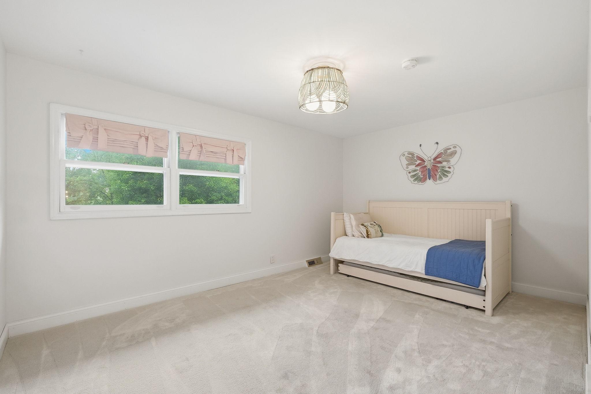 26-web-or-mls-486_Rimrock_Dr_Apple_Valley_MN_55124_007.jpg