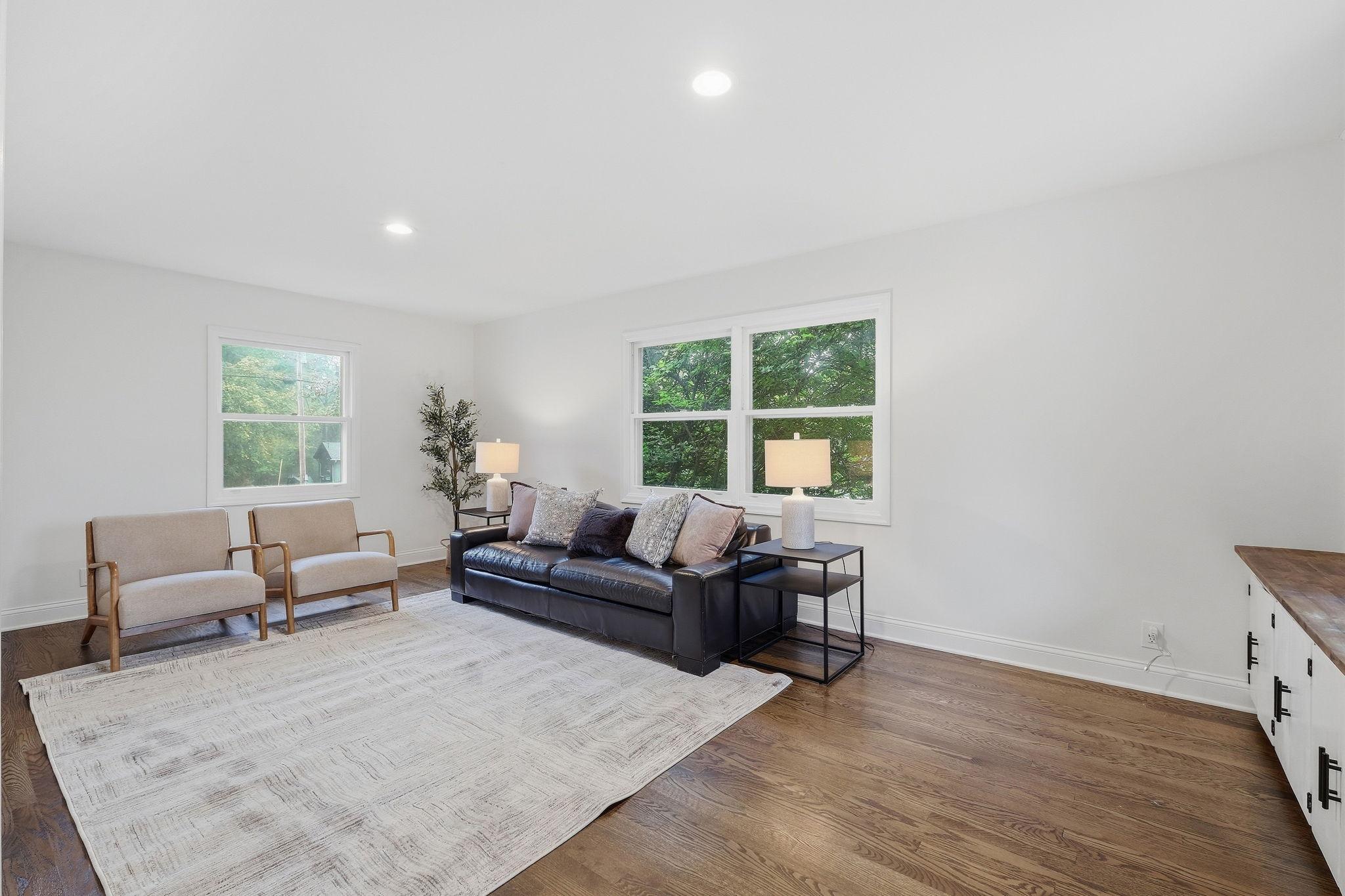 9-web-or-mls-486_Rimrock_Dr_Apple_Valley_MN_55124_015.jpg