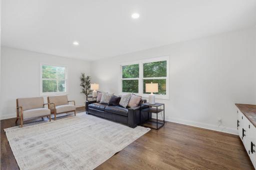 9-web-or-mls-486_Rimrock_Dr_Apple_Valley_MN_55124_015.jpg