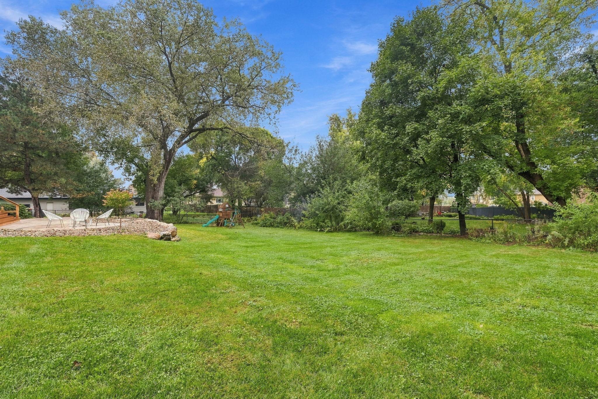 34-web-or-mls-486_Rimrock_Dr_Apple_Valley_MN_55124_033.jpg