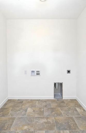 2516 38th Avenue S, Moorhead, MN 56560