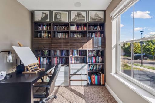 1078 Rosemary Circle, Chaska, MN 55318