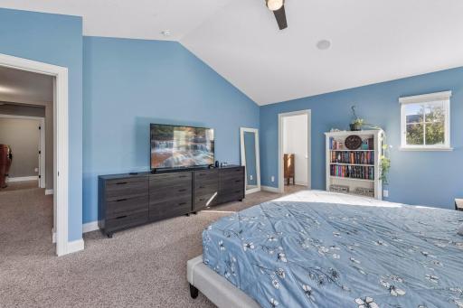 1078 Rosemary Circle, Chaska, MN 55318