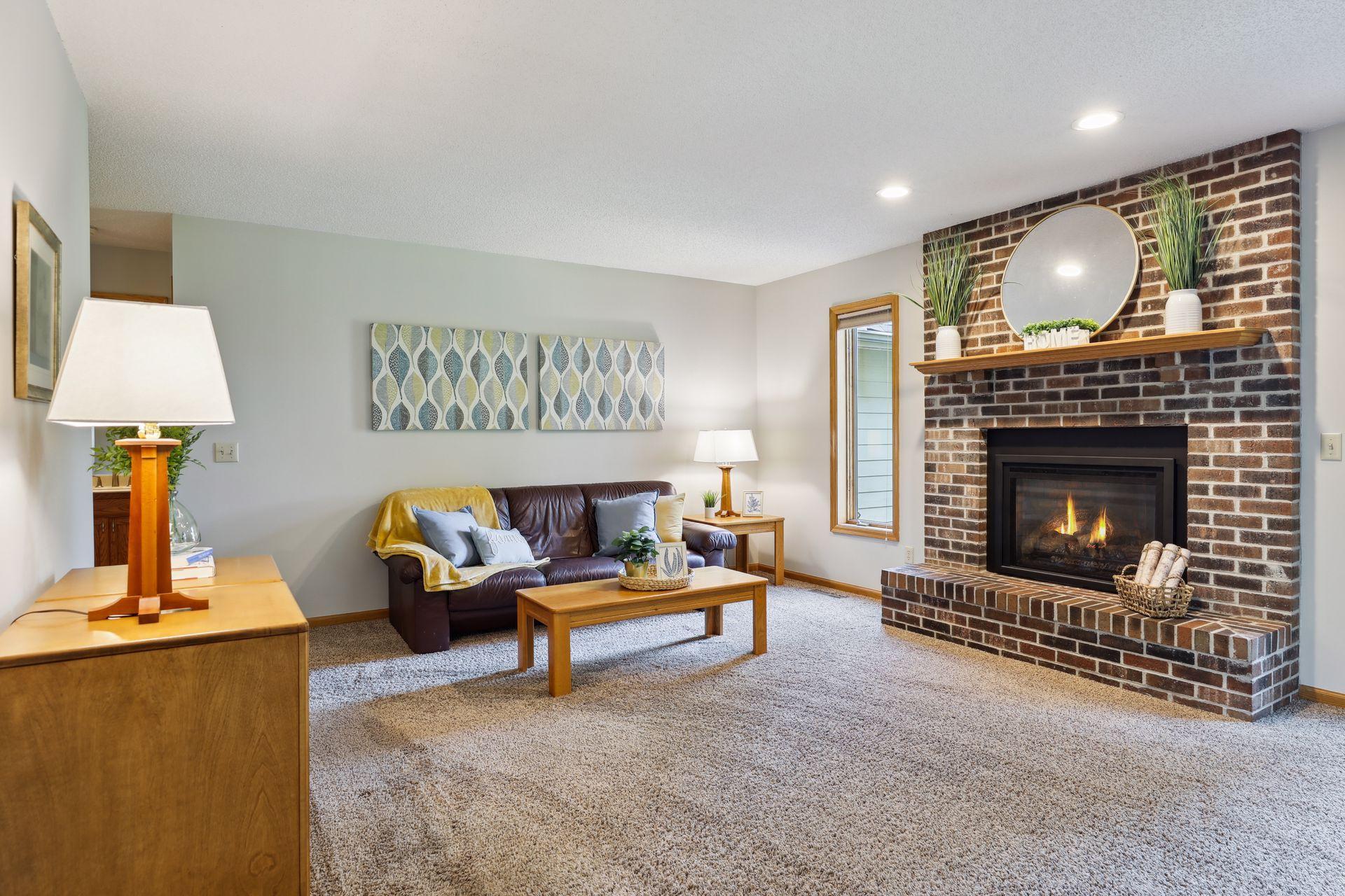 Family room gas fireplace